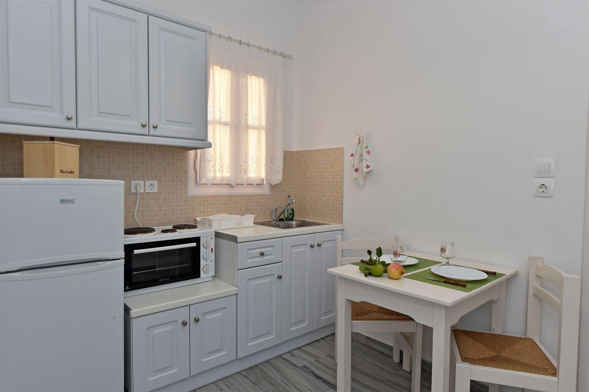 Apartments Tarsa ดริยอส ภายนอก รูปภาพ